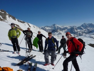  Esquiar en la Creta du Genepy